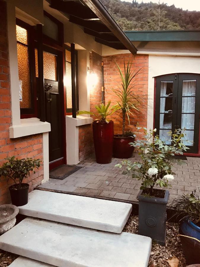 Paradise In Picton Exterior photo